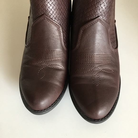 EASY STREET WESTERN STYLE ANKLE BOOTIES - Picture 7 of 12